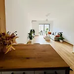 Διαμέρισμα Plant *